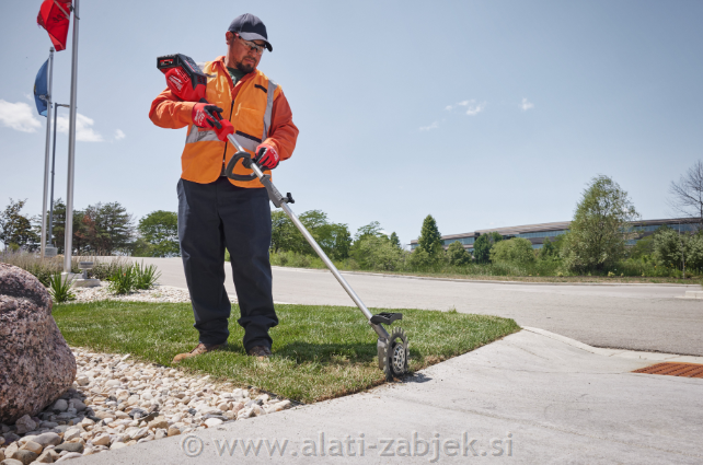 QUIK-LOK adapter MILWAUKEE