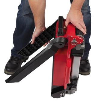 LED lampa ONE-KEY M18 ONERSAL/0 MILWAUKEE