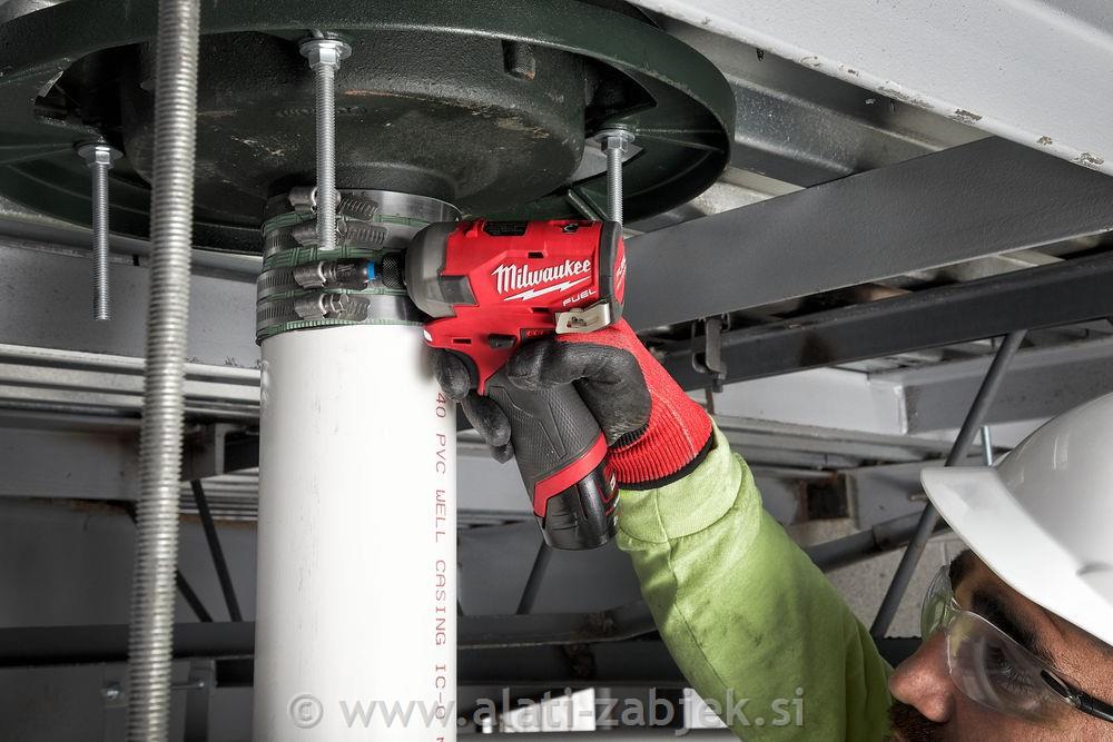 Tihi Hex udarni odvijač 1/4” M12 FQID- 202X MILWAUKEE