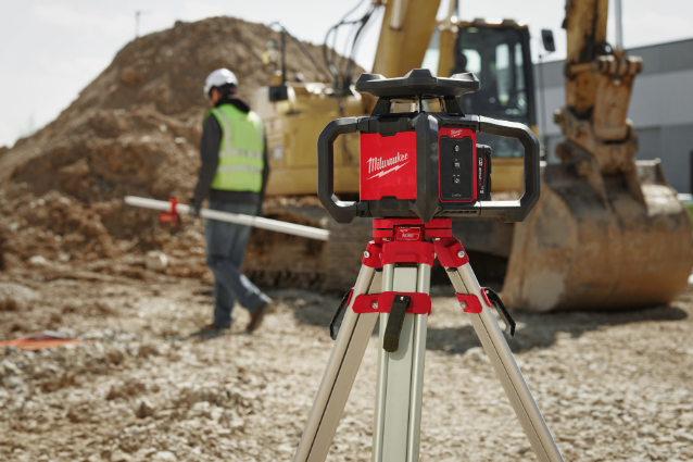 Akumulatorski zeleni nivelir 360° M18 RLOH600-201C MILWAUKEE