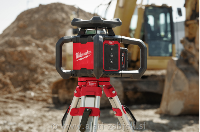 Akumulatorski zeleni nivelir 360° M18 RLOH600-201C MILWAUKEE