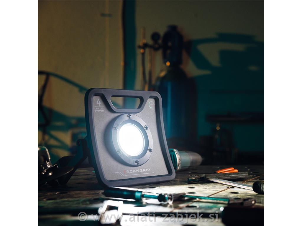 Baterijska LED lampa NOVA 4K C+R SCANGRIP