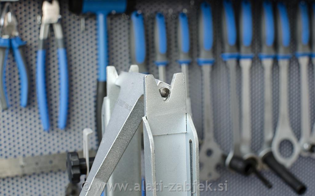 Kalibar za stalak 1689 UNIOR