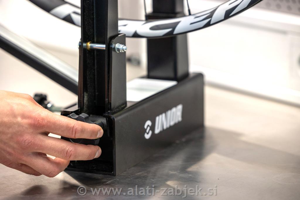 Stalak za centriranje kotača za profesionalnu uporabu UNIOR