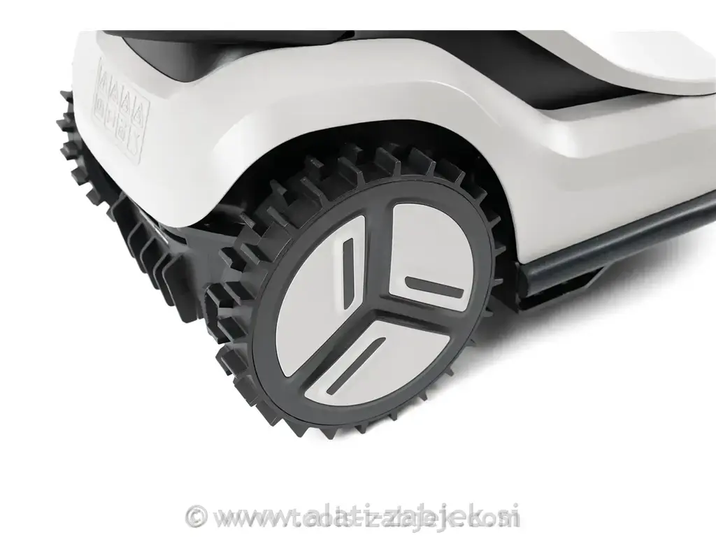 Robotska kosilnica V600 TerraMow