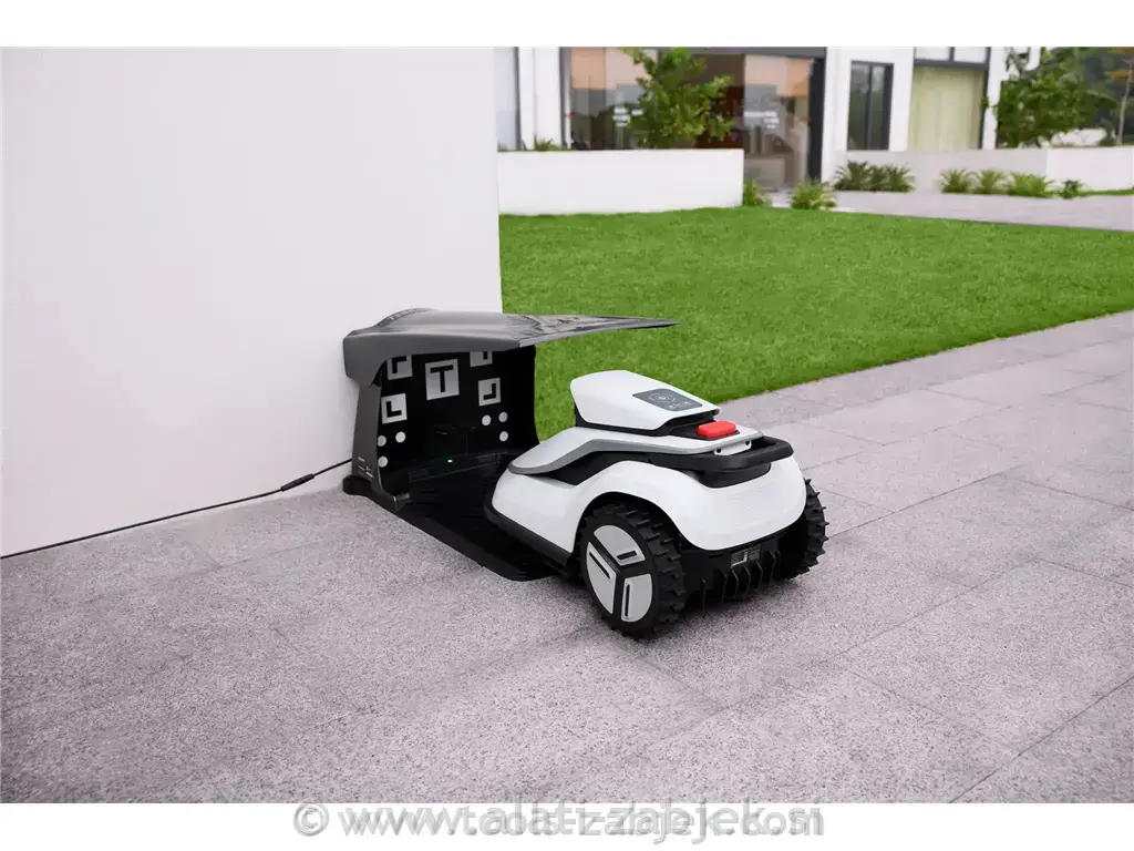 Robotska kosilnica V600 TerraMow