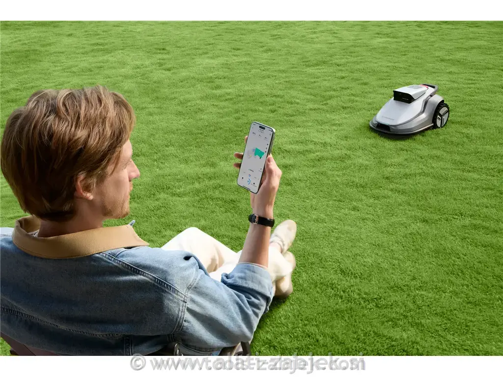 Robotska kosilnica V600 TerraMow