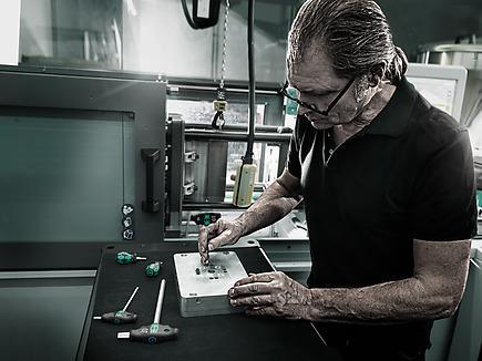 Odvijač s T ručkom Hex-Plus WERA